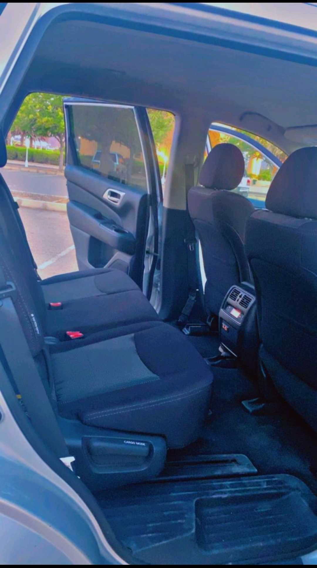 Car Image 2020 NISSAN PATHFINDER SV