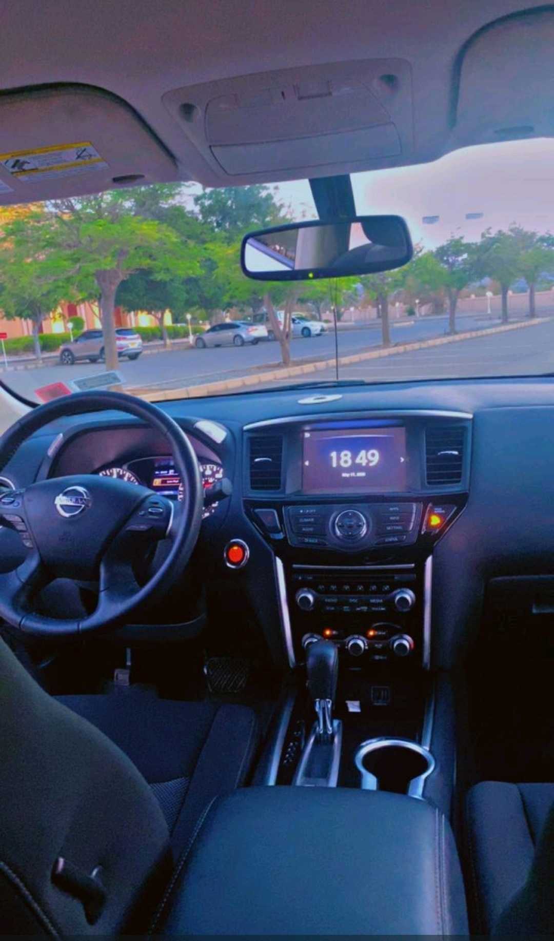 Car Image 2020 NISSAN PATHFINDER SV