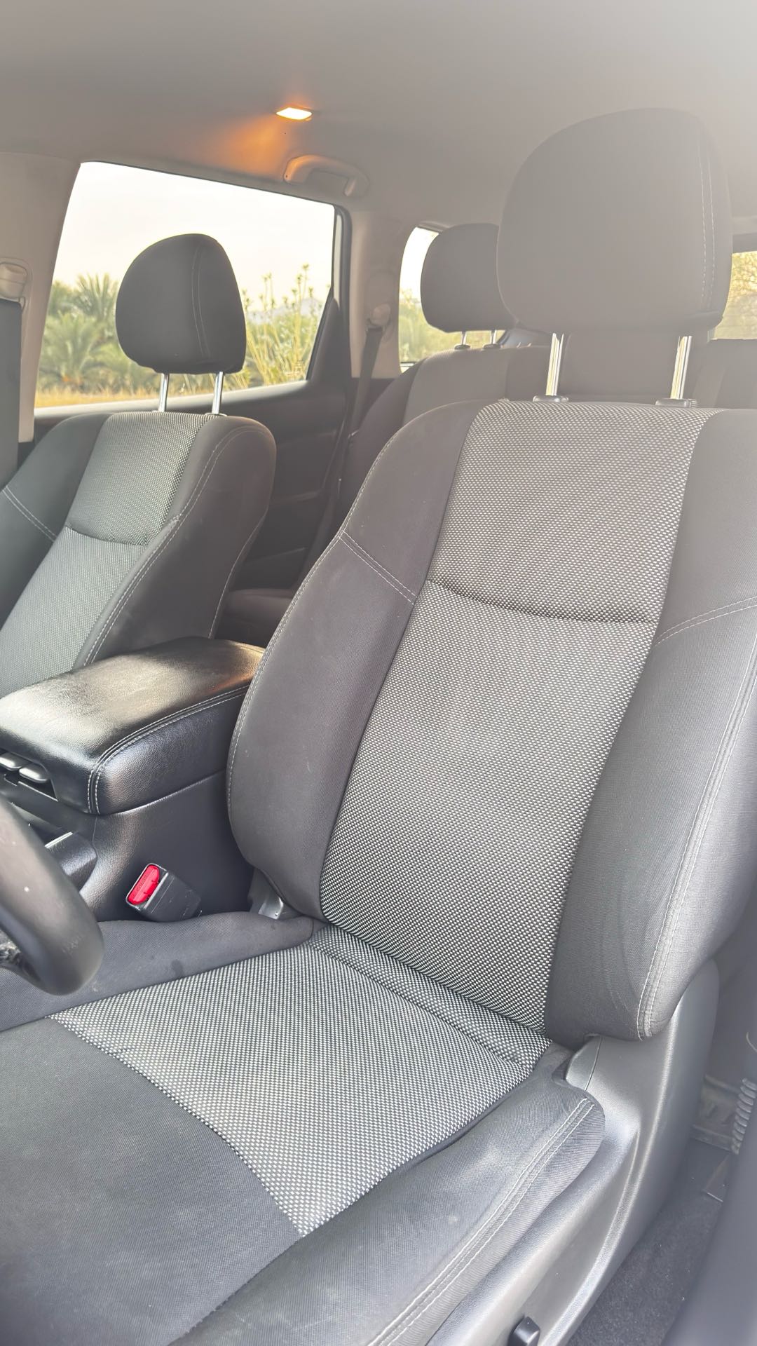 Car Image 2019 NISSAN PATHFINDER SV