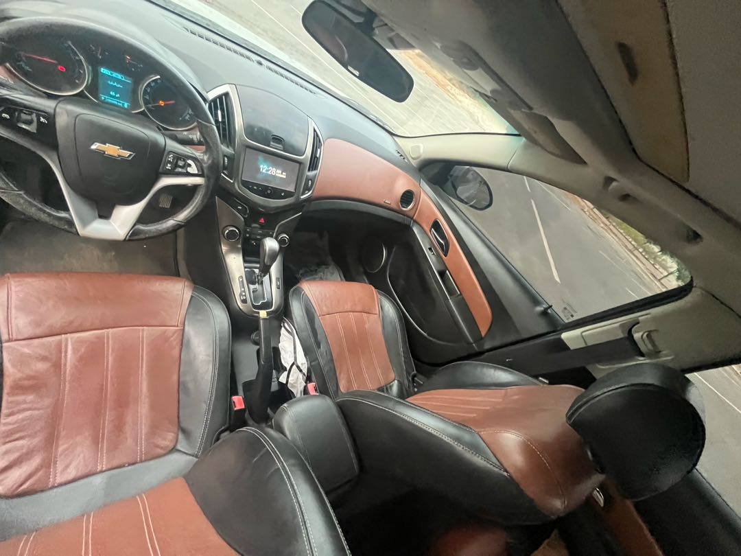 Car Image 2017 CHEVROLET CRUZE 