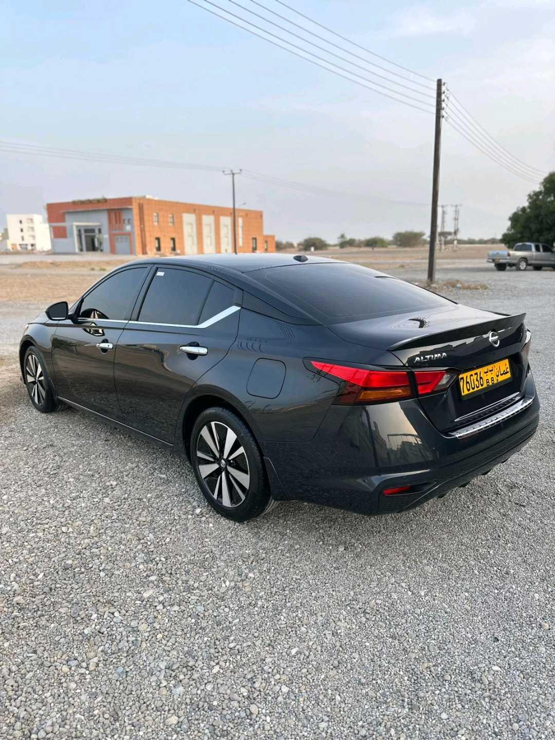 Car Image 2021 NISSAN ALTIMA SV
