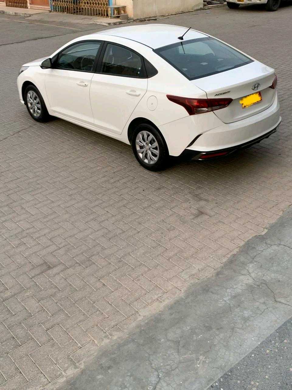 Car Image 2022 HYUNDAI ACCENT 