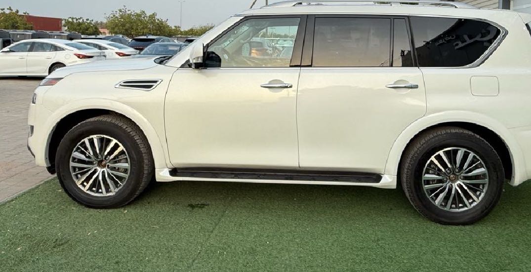 Car Image 2024 NISSAN ARMADA 