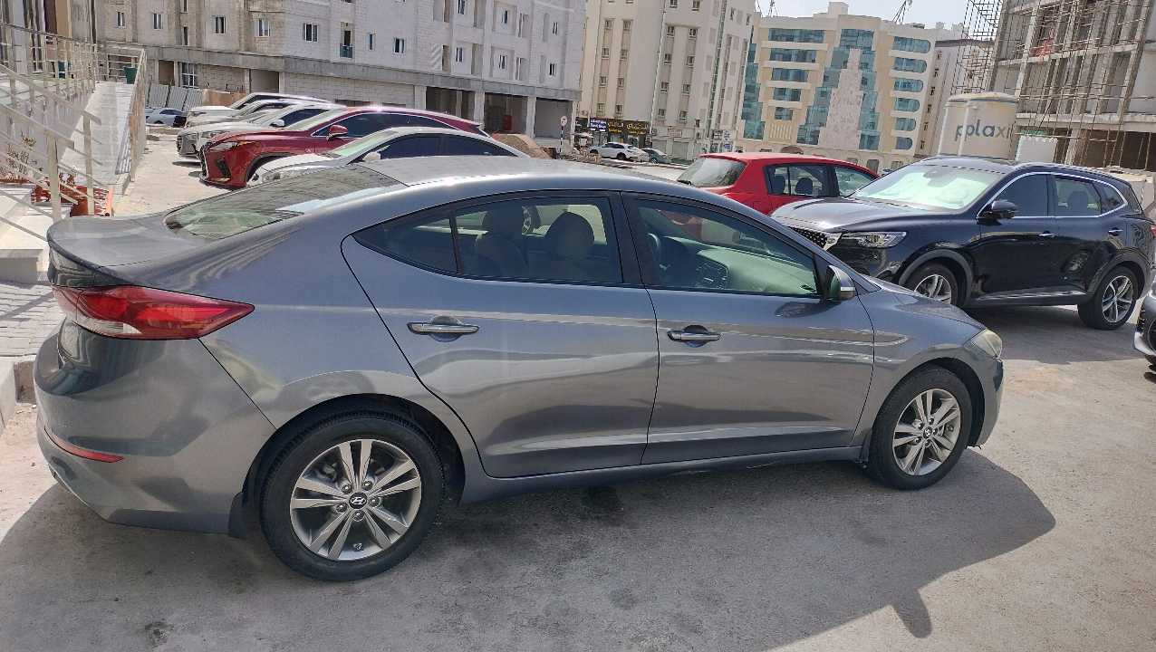 HYUNDAI ELANTRA 2019
