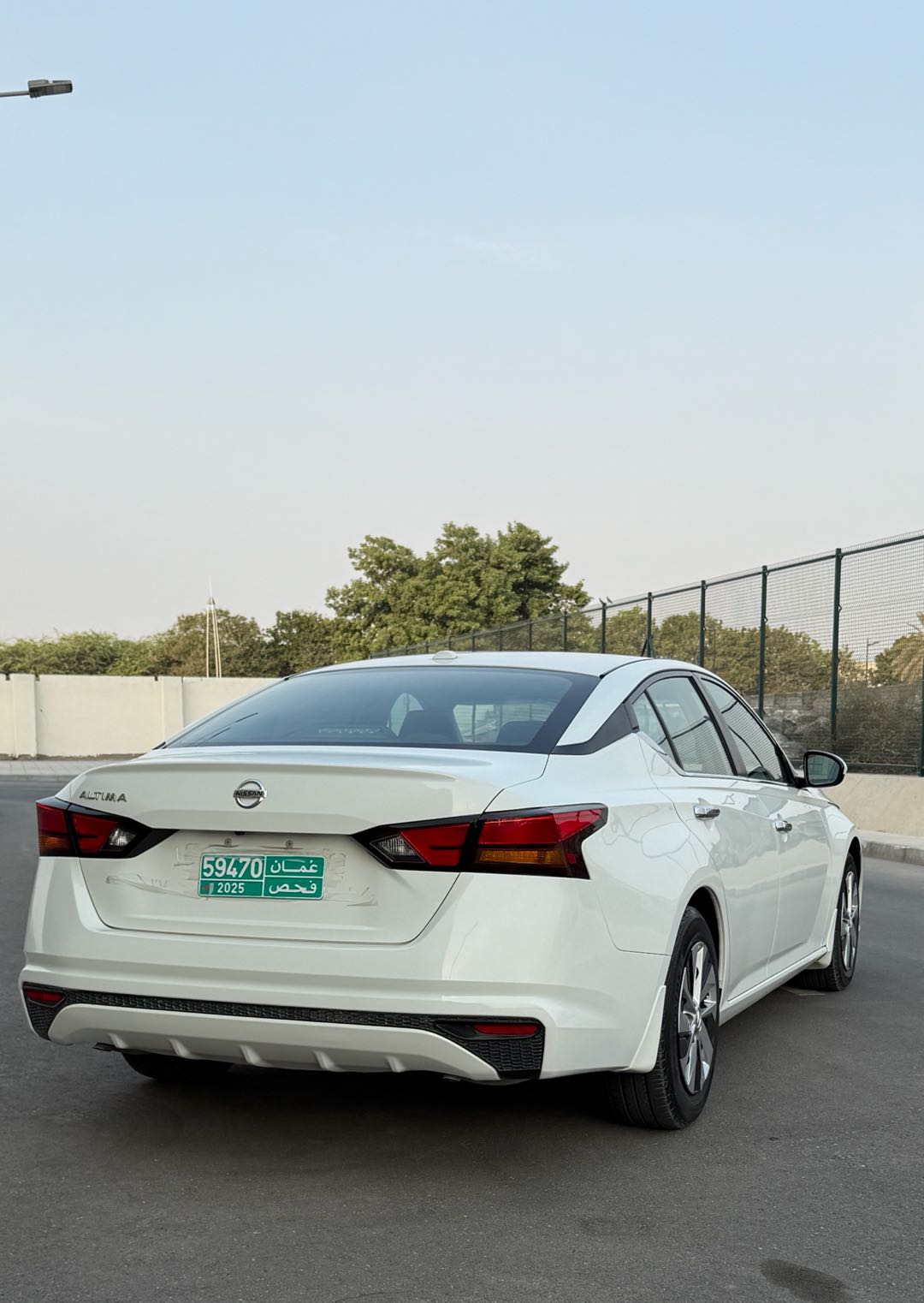 Car Image 2019 NISSAN ALTIMA S