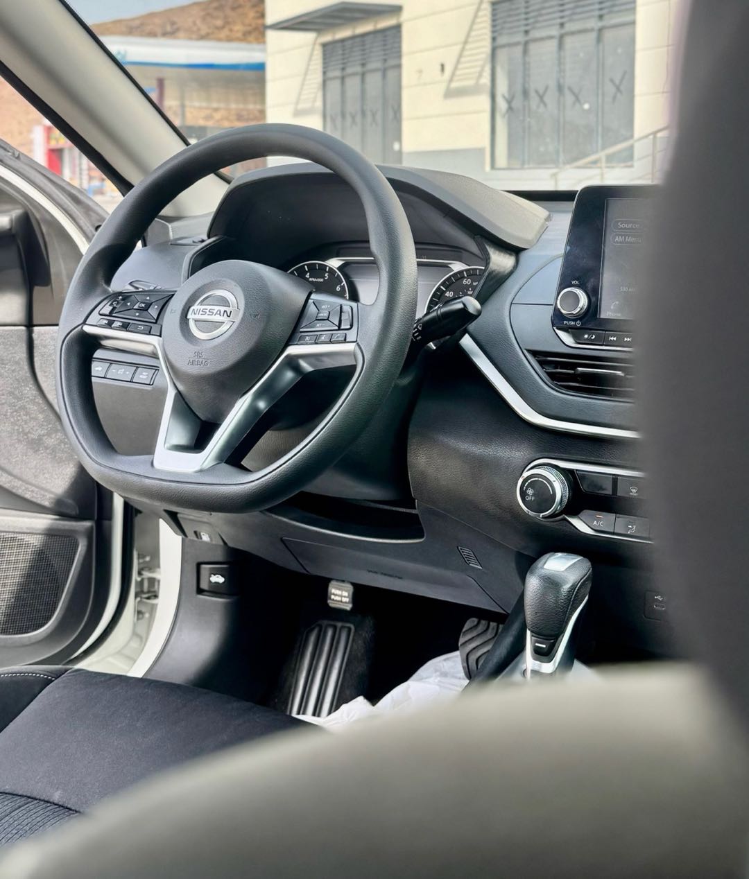 Car Image 2019 NISSAN ALTIMA S