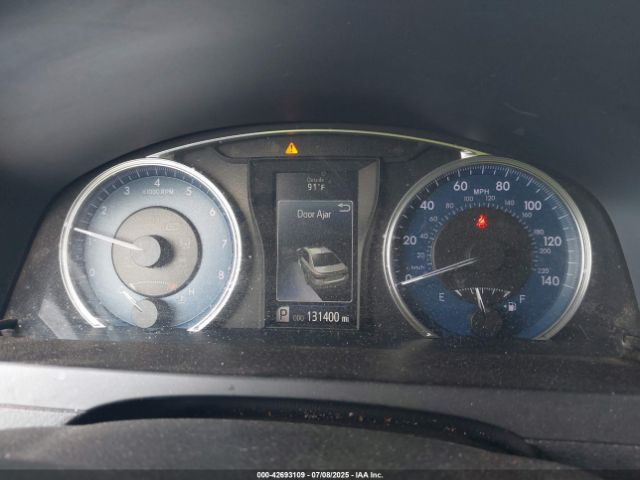 Car Image 2017 TOYOTA CAMRY