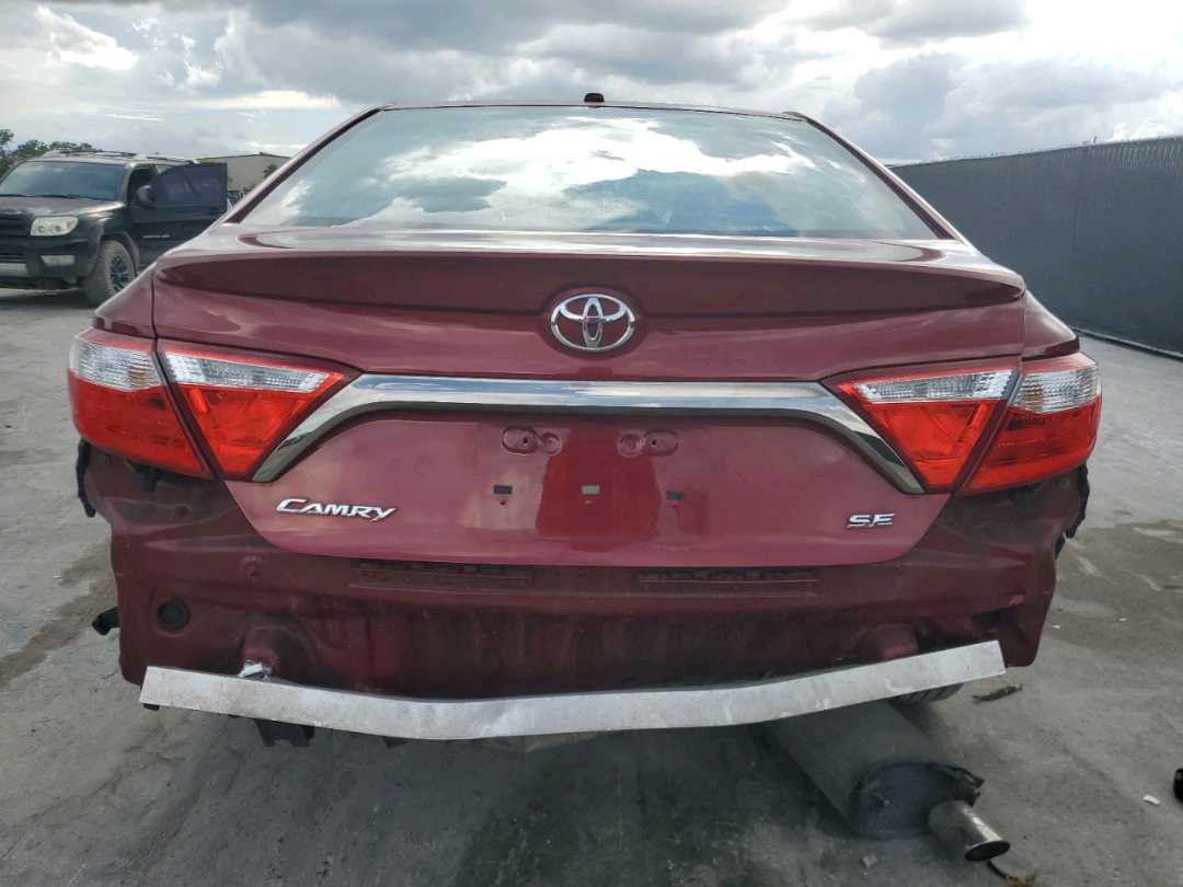 Car Image 2017 TOYOTA CAMRY
