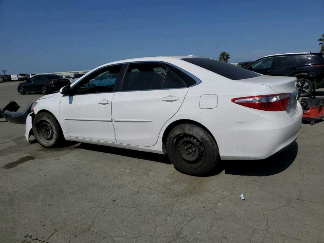 Car Image 2017 TOYOTA CAMRY