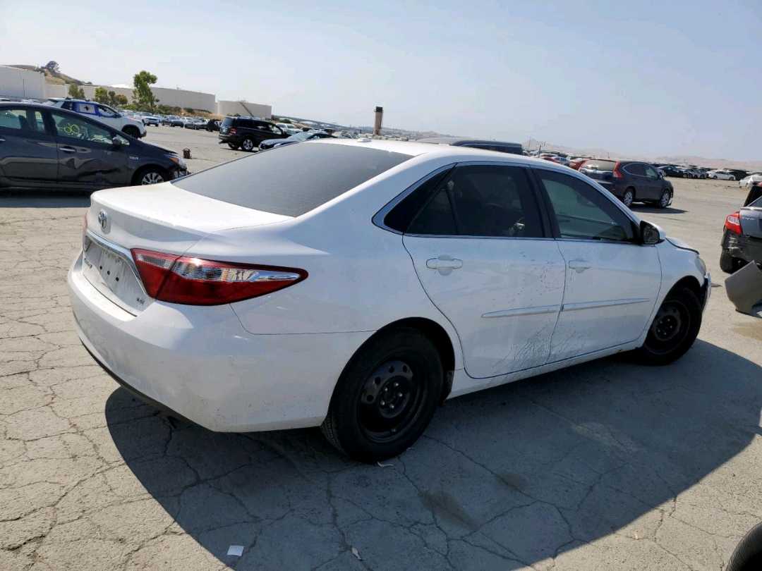 Car Image 2017 TOYOTA CAMRY