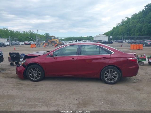 Car Image 2017 TOYOTA CAMRY