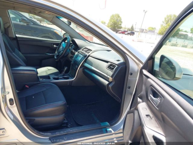 Car Image 2017 TOYOTA CAMRY