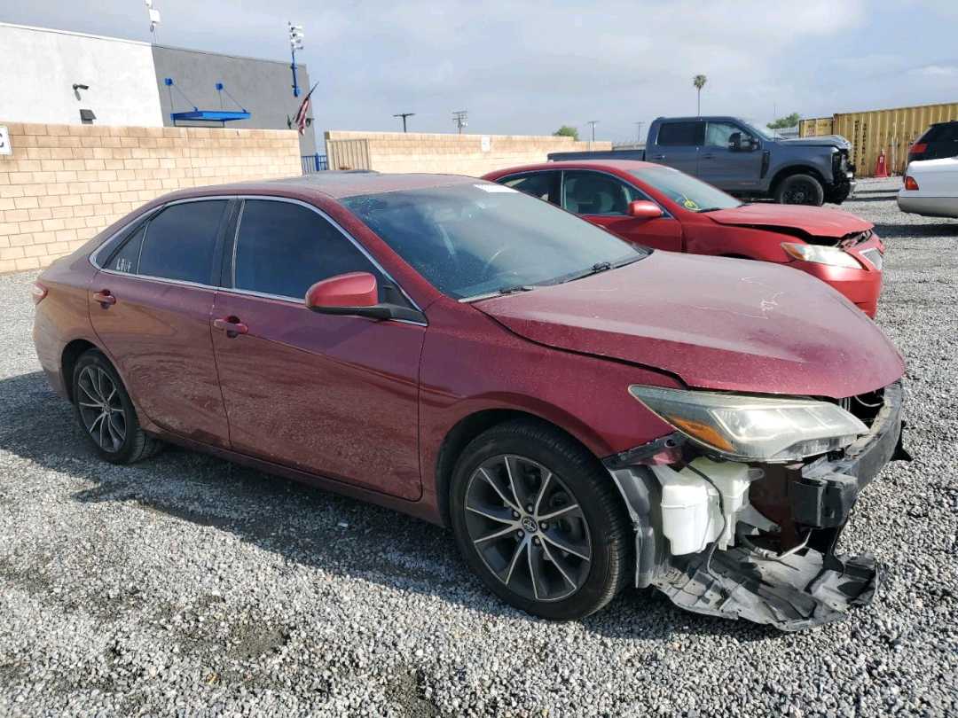 Car Image 2017 TOYOTA CAMRY