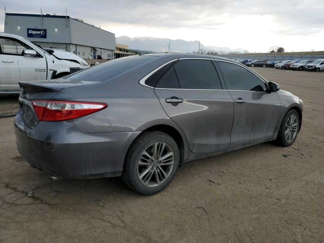 Car Image 2017 TOYOTA CAMRY
