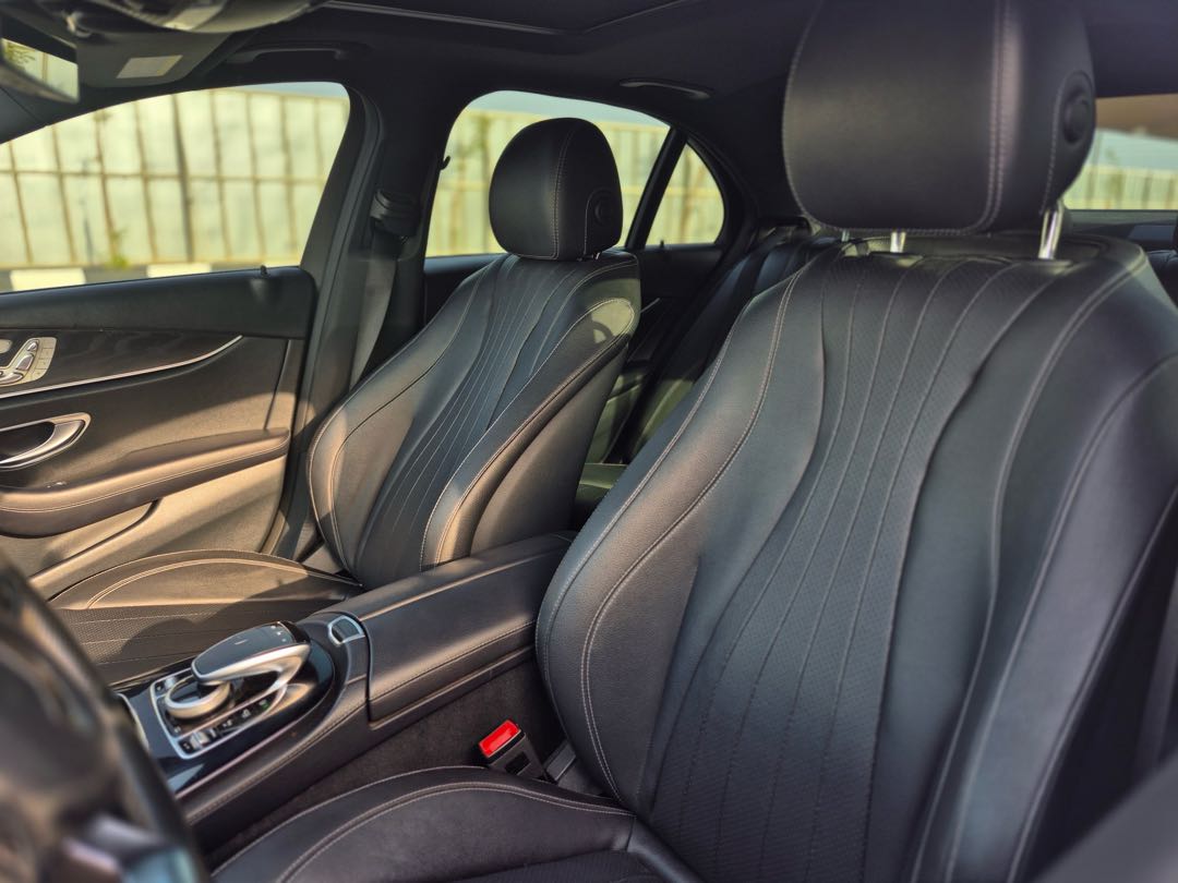Car Image 2017 MERCEDES E Class 300