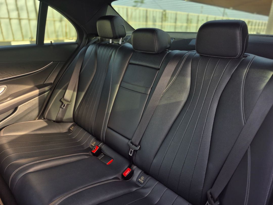 Car Image 2017 MERCEDES E Class 300