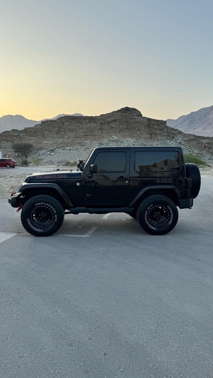 Car Image 2017 JEEP WRANGLER Sport 