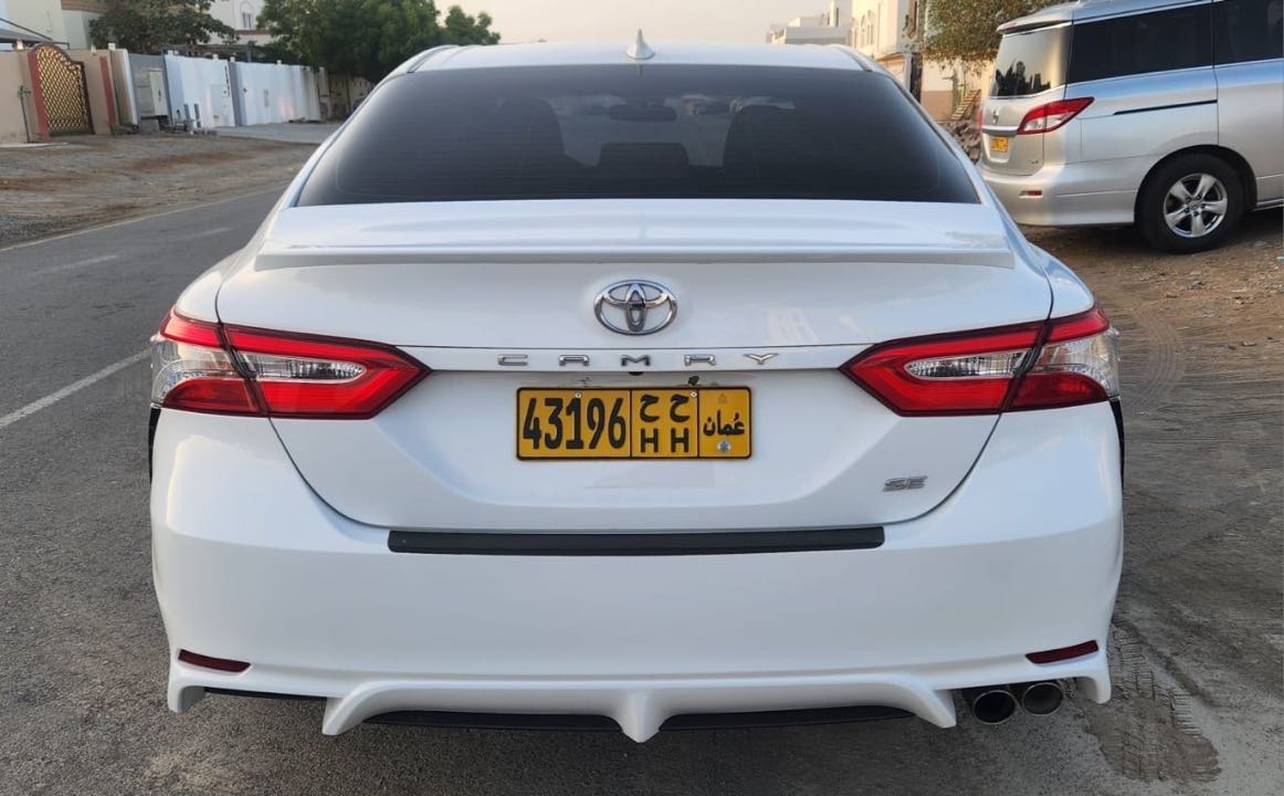 Car Image 2020 TOYOTA CAMRY SE