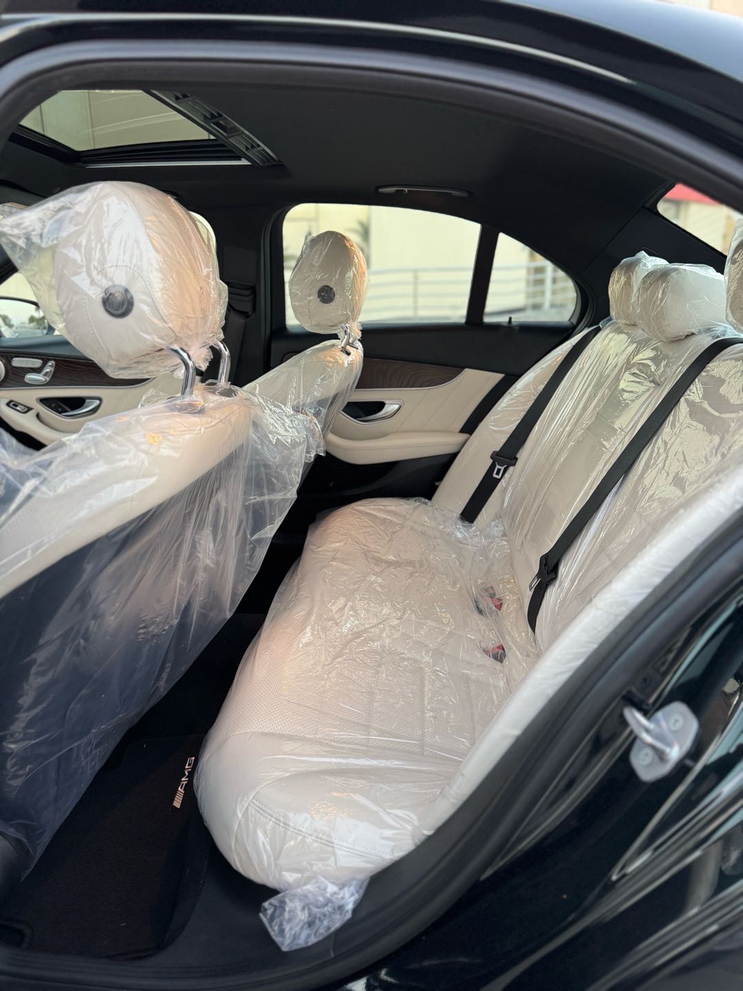 Car Image 2019 MERCEDES C Class 300