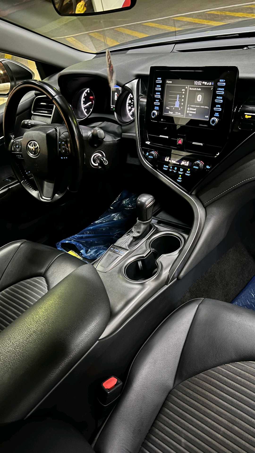 Car Image 2022 TOYOTA CAMRY SE