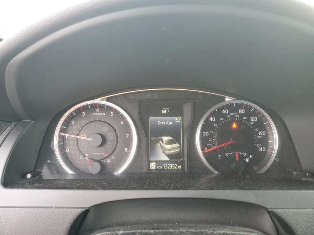 Car Image 2017 TOYOTA CAMRY
