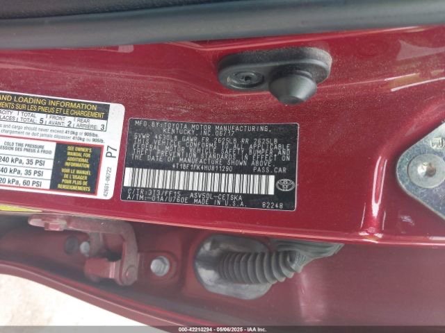 Car Image 2017 TOYOTA CAMRY