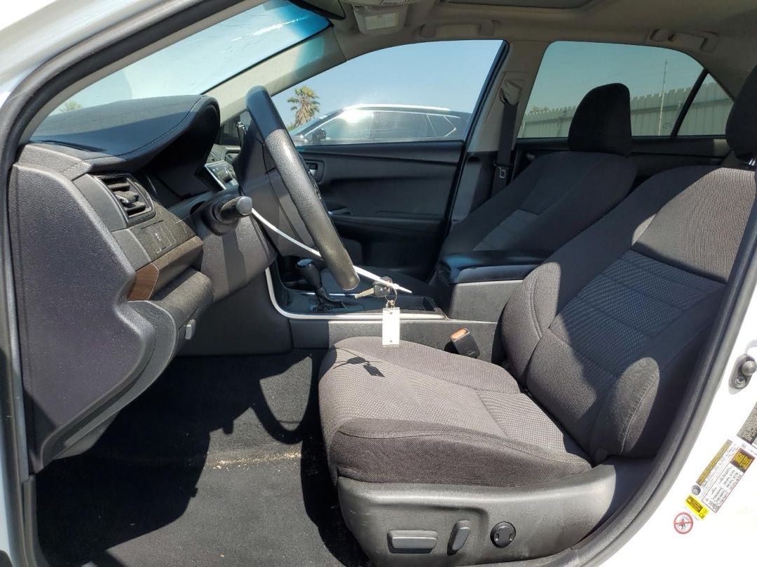 Car Image 2017 TOYOTA CAMRY