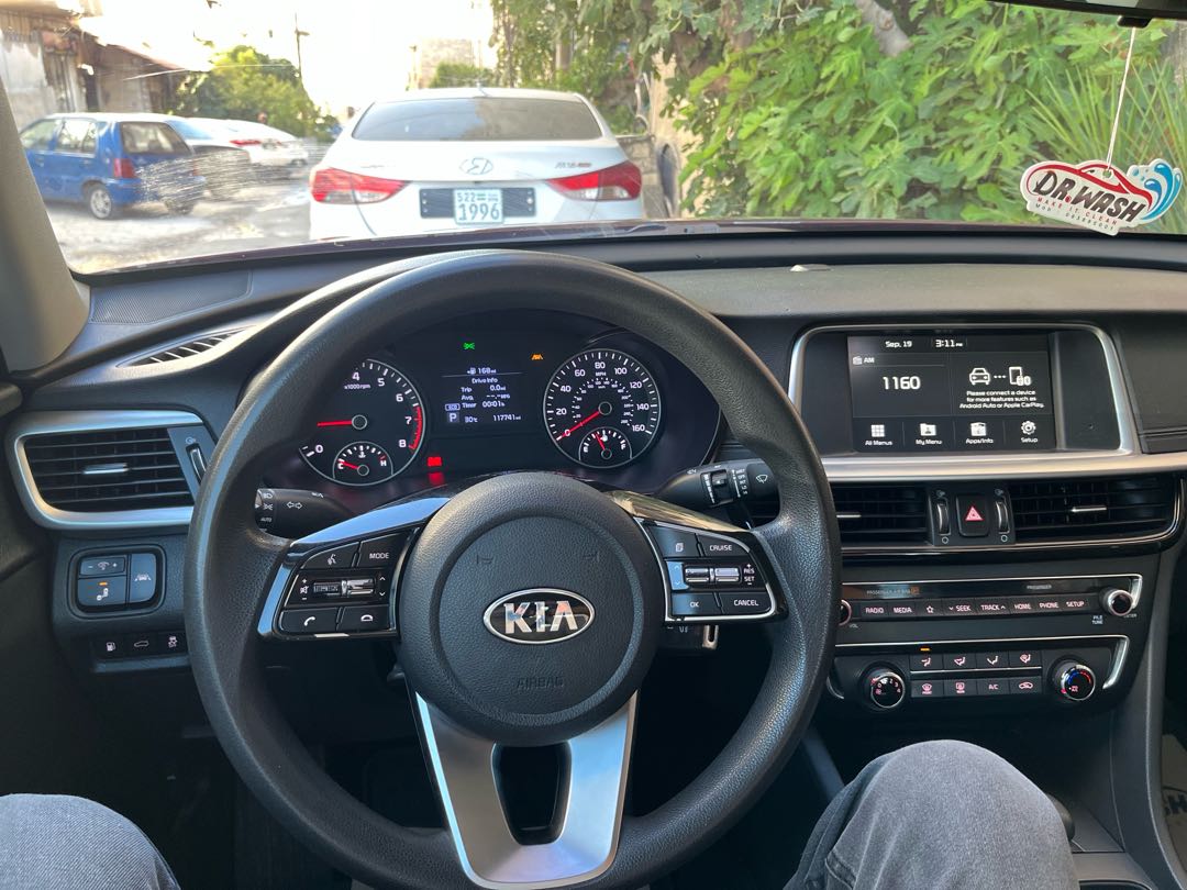 Car Image 2020 Kia OPTIMA SX