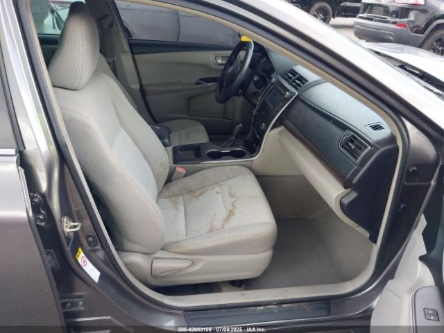 Car Image 2017 TOYOTA CAMRY