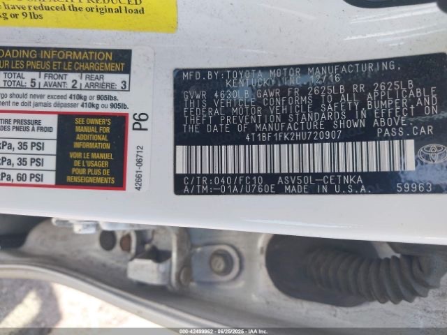 Car Image 2017 TOYOTA CAMRY