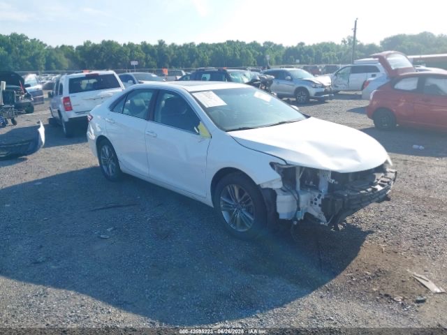 Car Image 2017 TOYOTA CAMRY