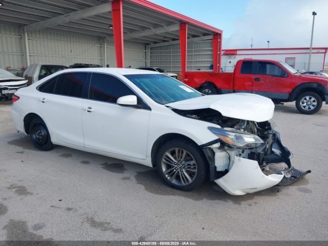 Car Image 2017 TOYOTA CAMRY