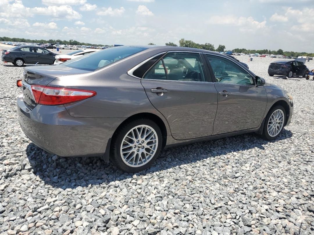 Car Image 2017 TOYOTA CAMRY
