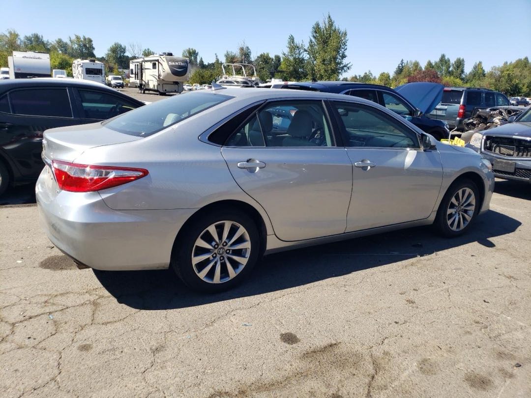 Car Image 2017 TOYOTA CAMRY