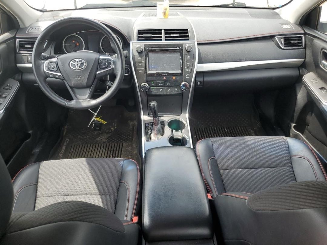 Car Image 2017 TOYOTA CAMRY