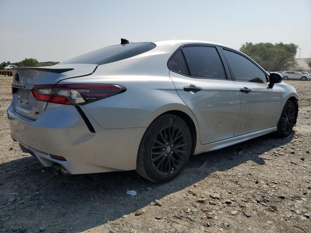 Car Image 2022 TOYOTA CAMRY