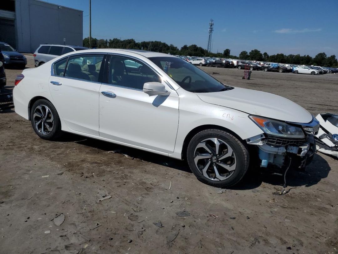 Car Image 2017 HONDA ACCORD