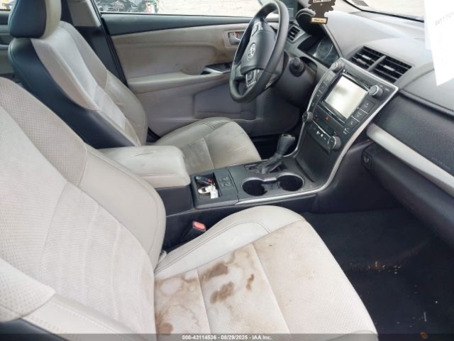 Car Image 2017 TOYOTA CAMRY