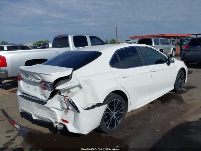 Car Image 2018 TOYOTA CAMRY
