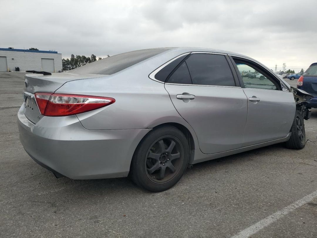 Car Image 2017 TOYOTA CAMRY