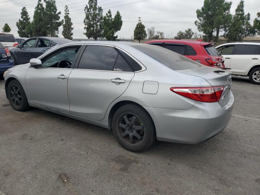 Car Image 2017 TOYOTA CAMRY