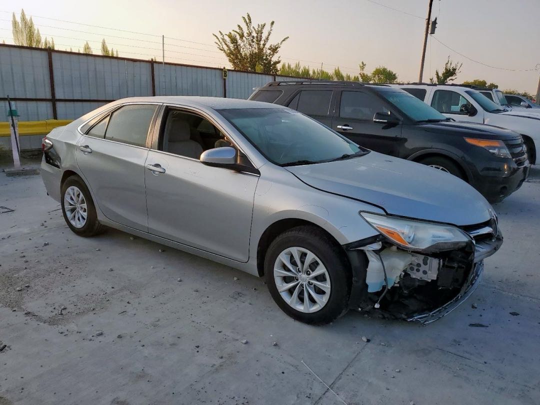 Car Image 2017 TOYOTA CAMRY
