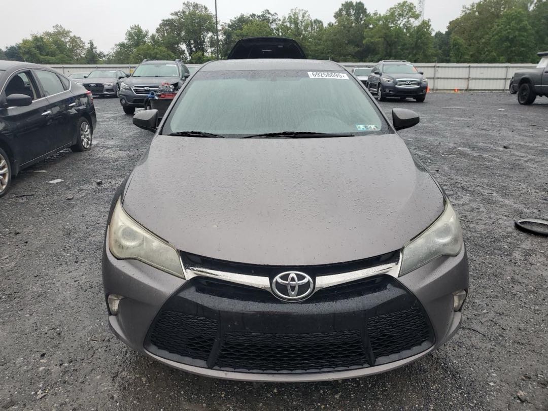 Car Image 2017 TOYOTA CAMRY