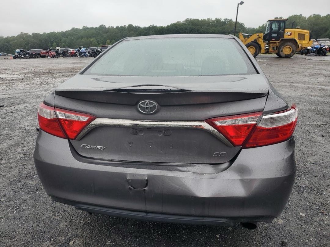 Car Image 2017 TOYOTA CAMRY