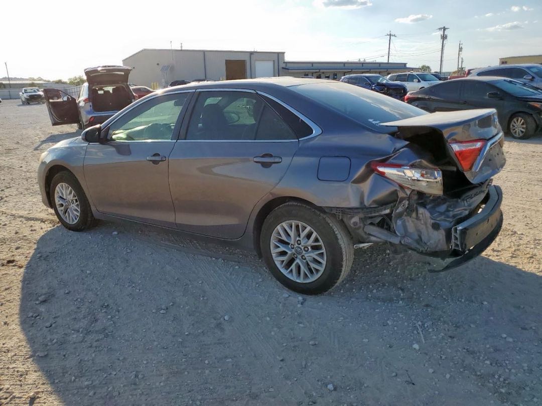 Car Image 2017 TOYOTA CAMRY
