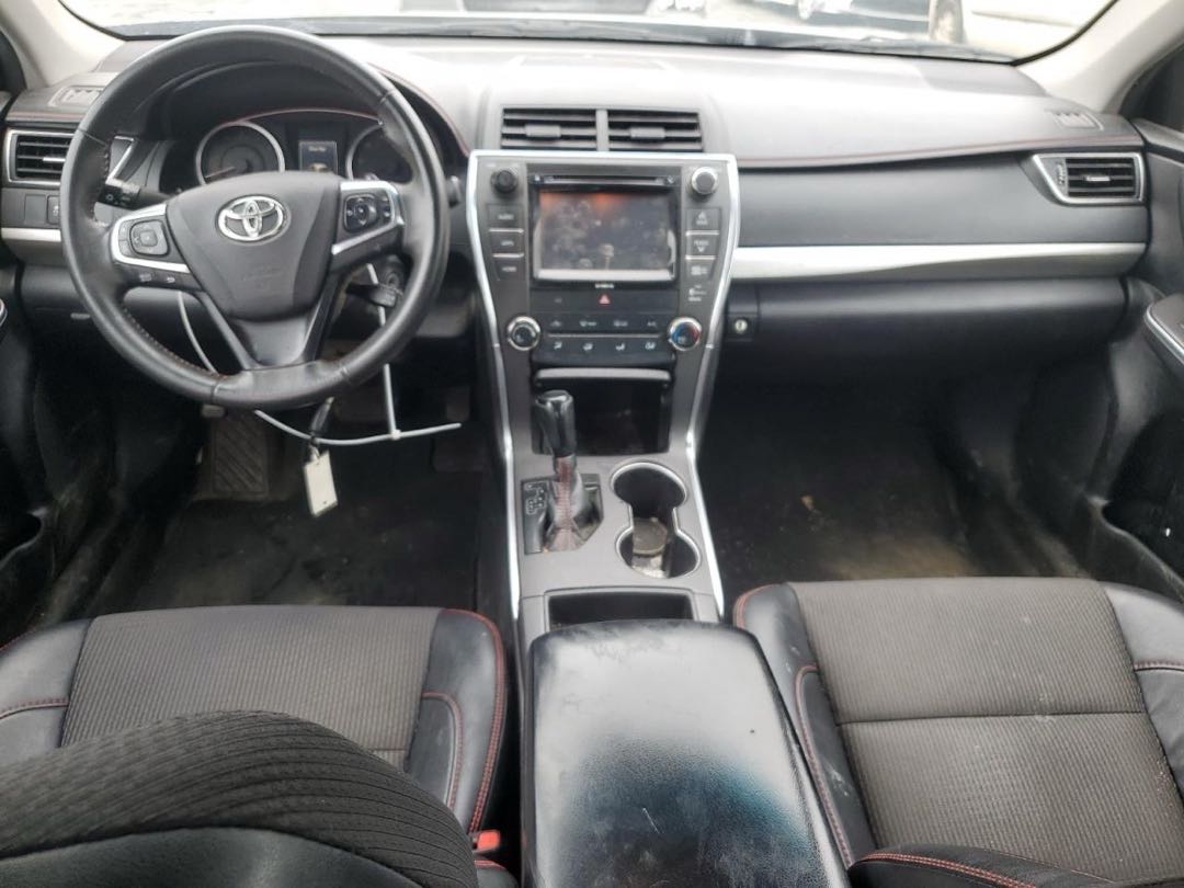 Car Image 2017 TOYOTA CAMRY