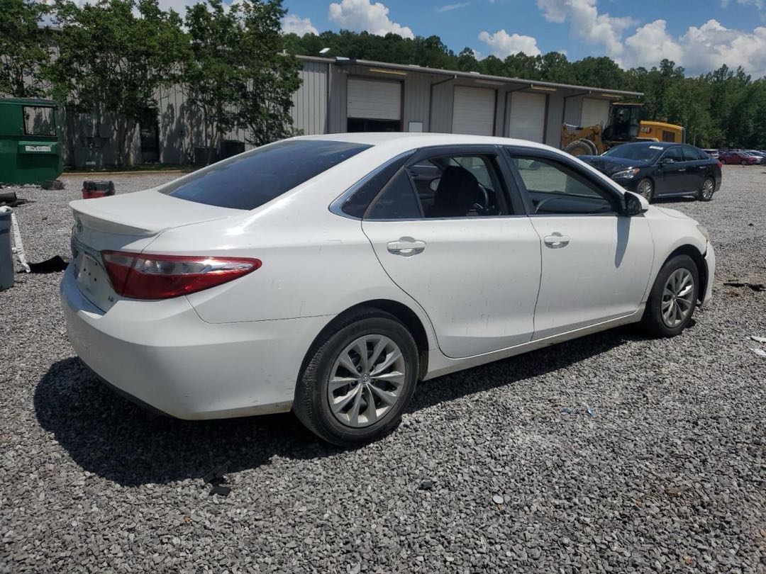 Car Image 2017 TOYOTA CAMRY