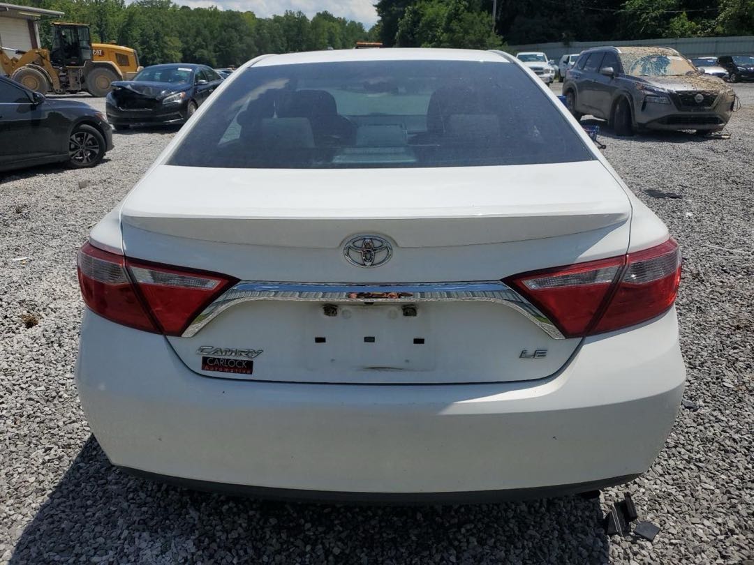 Car Image 2017 TOYOTA CAMRY
