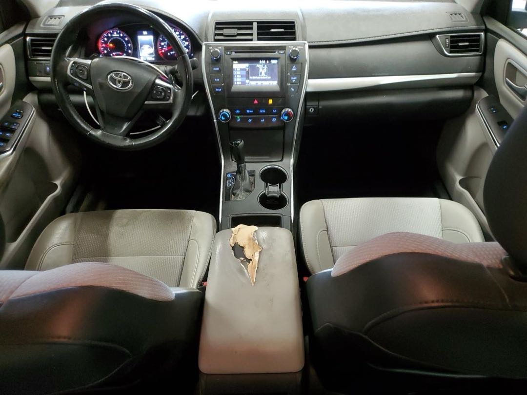 Car Image 2017 TOYOTA CAMRY