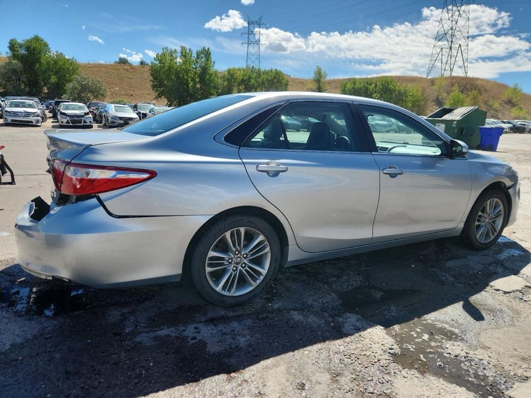 Car Image 2017 TOYOTA CAMRY